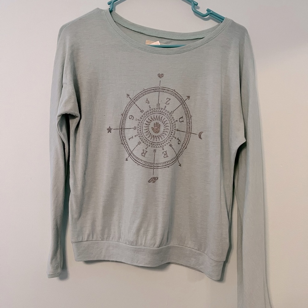 H&M Longsleeve Tee!
